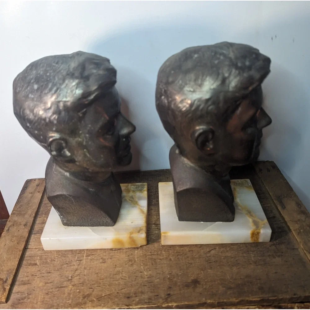 Paire of Vintage Bronze JFK Kennedy Bust Bookends on marble bases